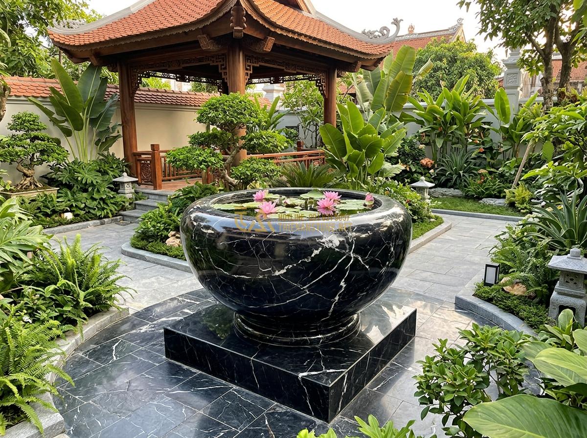 Ang Nước Bằng Đá Nguyên Khối Có Tốt Không? Ưu Nhược Điểm Thực Tế 2026 - Happy customer and completed high-end garden project featuring beautiful ang nướ