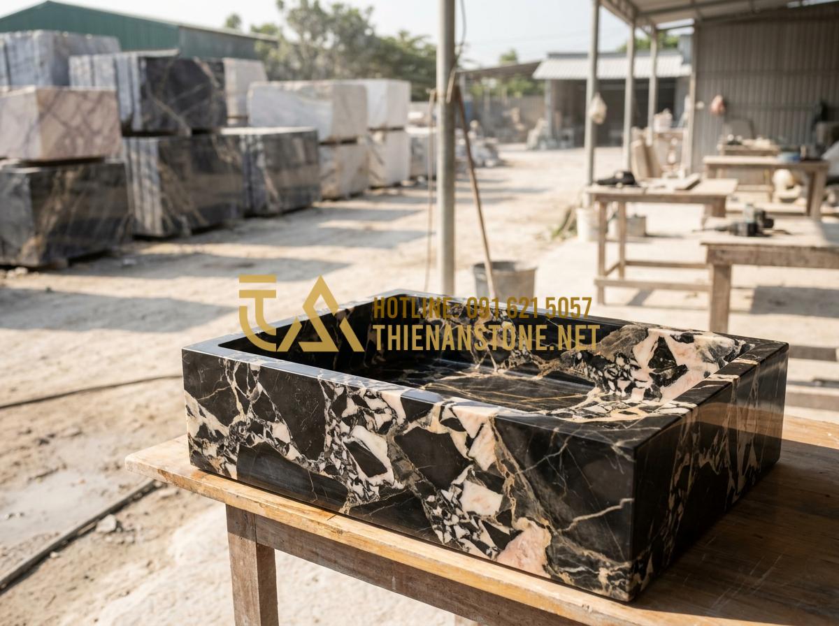Bàn Thờ Ông Địa Bằng Đá Giá Bao Nhiêu? Cập Nhật Bảng Giá Mới Nhất 2026 - Tạo ảnh tiếng Anh: A panoramic view of the Thien An Stone Craft Workshop. Large