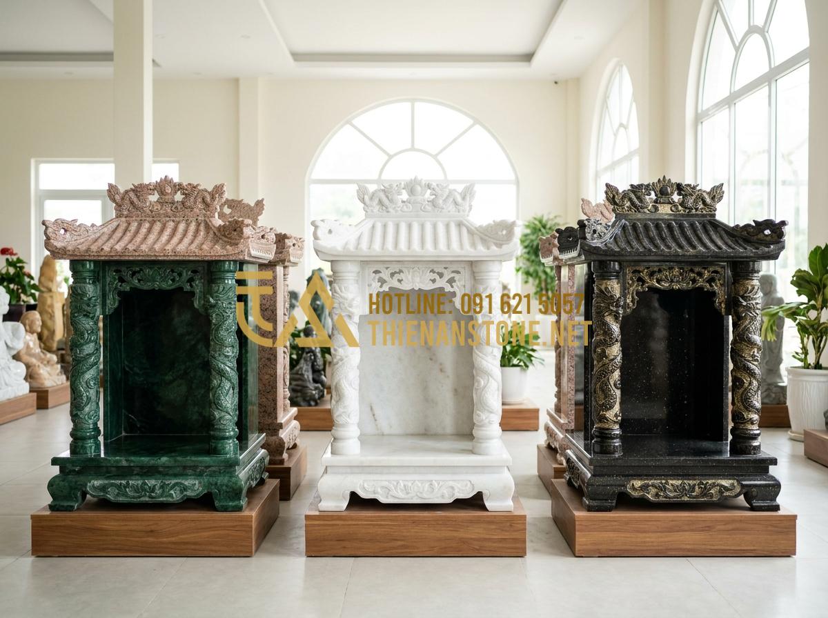Bàn Thờ Ông Địa Bằng Đá Hoa Cương: Ưu Điểm, Mẫu Đẹp Và Báo Giá Tại Xưởng - A wide catalog shot showcasing three different models of granite Earth God shrin
