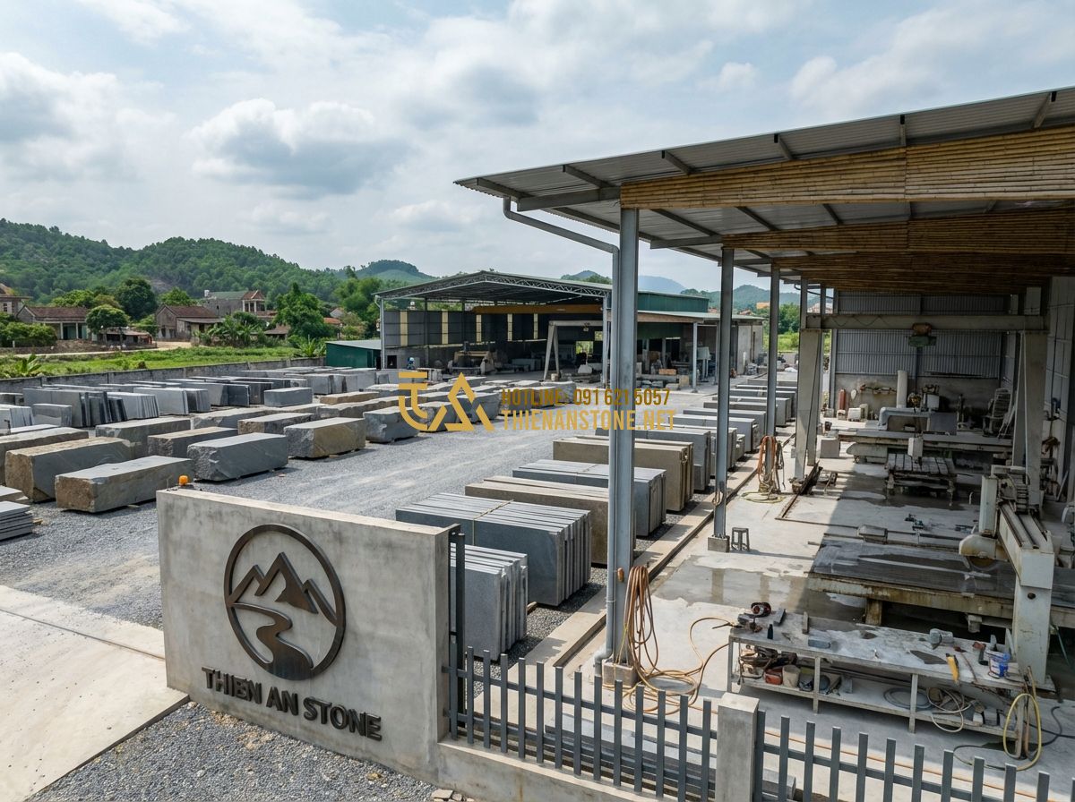 Bảng Hiệu Đá Hoa Cương: Ưu Điểm Vượt Trội Và Báo Giá Chi Tiết Năm 2024 - Hình 13 Bảng Hiệu Đá Hoa Cương: Ưu Điểm Vượt Trội Và Báo Giá Chi Tiết Năm 2024 - Tạo ảnh tiếng Anh: Panoramic view of the Thien An Stone workshop. Massive granit