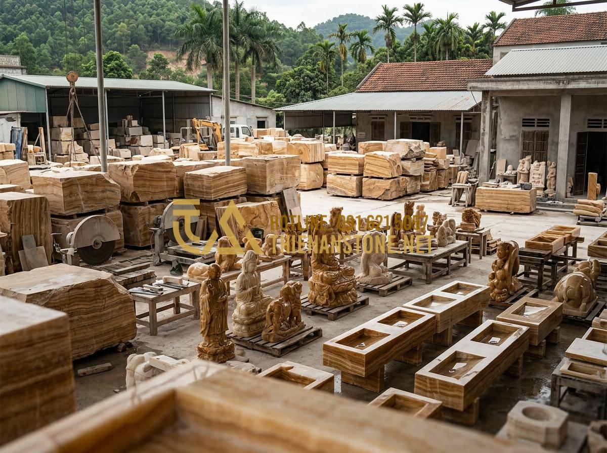 Bát Hương Đá Ngoài Trời & Bát Hương Đá Vuông: Kích Thước Chuẩn Thước Lỗ Ban - A wide panoramic view of the Thien An Stone workshop in Phu Tho, showing various