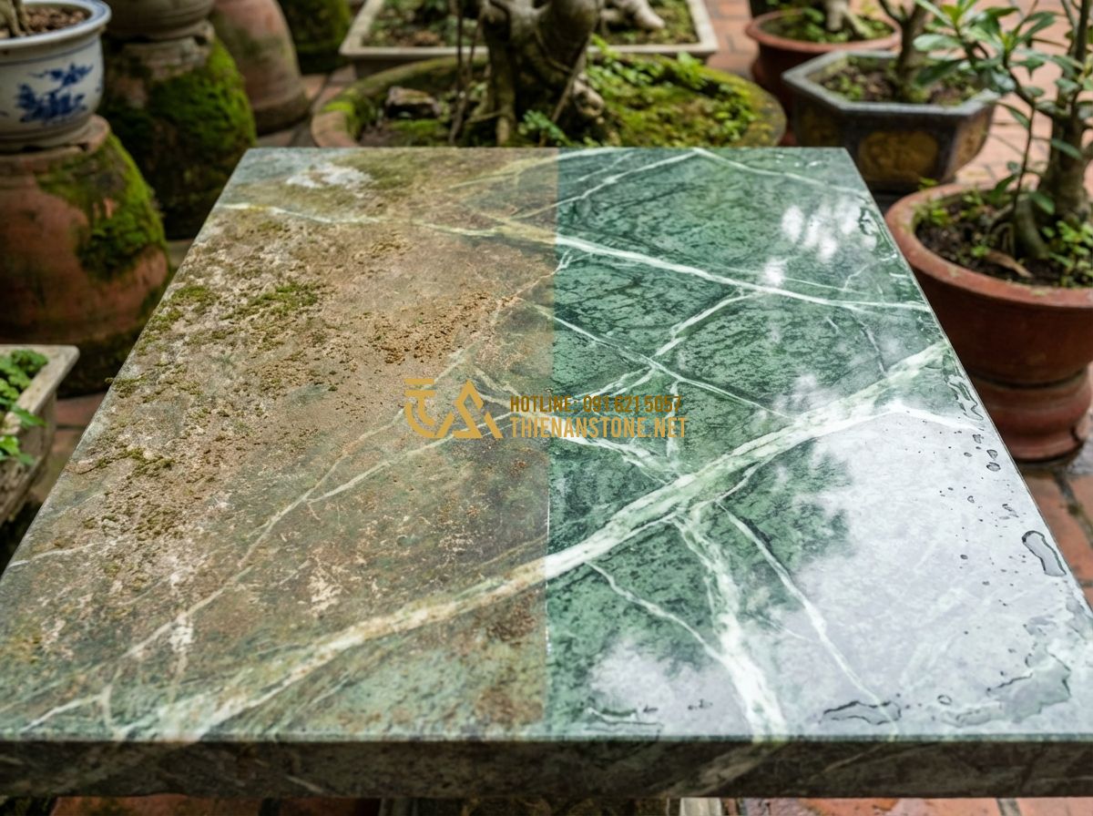 Cách Bảo Dưỡng Và Vệ Sinh Bảng Hiệu Đá Tự Nhiên Đúng Cách Để Bền Đẹp Theo Thời Gian - Hình 2 Cách Bảo Dưỡng Và Vệ Sinh Bảng Hiệu Đá Tự Nhiên Đúng Cách Để Bền Đẹp Theo Thời Gian - Tạo ảnh tiếng Anh: Close-up professional shot showing the difference between a w