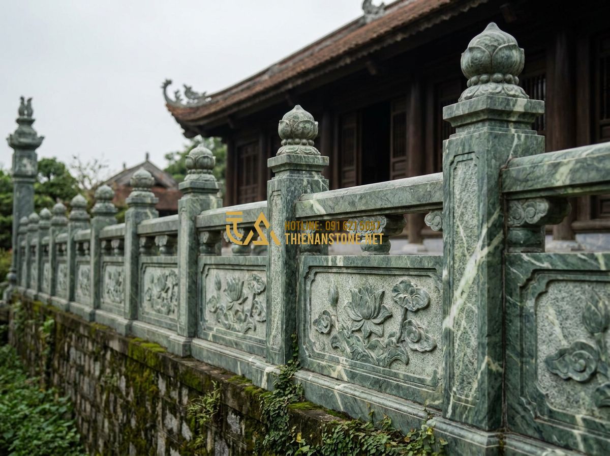 Cách Xây Hàng Rào Đá Tự Nhiên Đẹp & Bền Mãi – Hướng Dẫn Thi Công Từ A Đến Z - Tạo ảnh tiếng Anh: A long traditional natural stone fence with beautiful stone r
