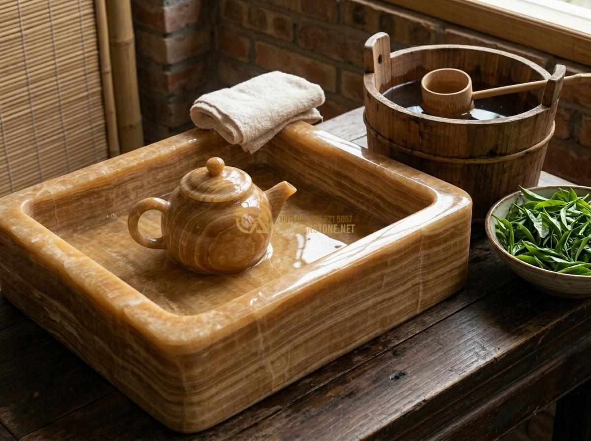 Cận Cảnh Vẻ Đẹp Độc Lạ Của Bộ Ấm Chén Bằng Đá Vân Gỗ Tự Nhiên - Tạo ảnh tiếng Anh: A demonstration of the "tea seasoning" process. A wood-grain