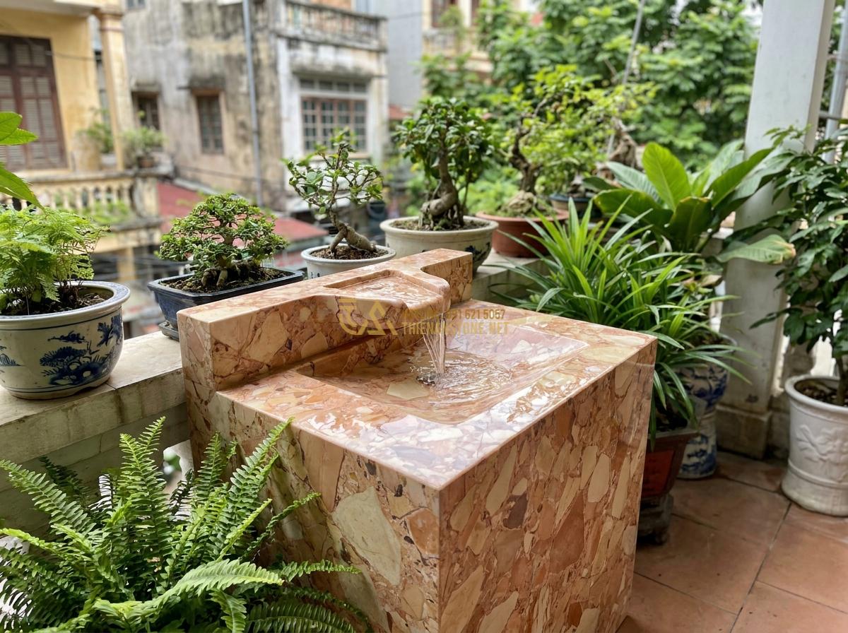 Đài Phun Nước Mini Bằng Đá Tự Nhiên: Mẫu Đẹp, Giá Rẻ Cho Không Gian Nhỏ & Để Bàn - Hình 20 Đài Phun Nước Mini Bằng Đá Tự Nhiên: Mẫu Đẹp, Giá Rẻ Cho Không Gian Nhỏ & Để Bàn - Mini natural stone water fountain integrated in small outdoor balcony garden des