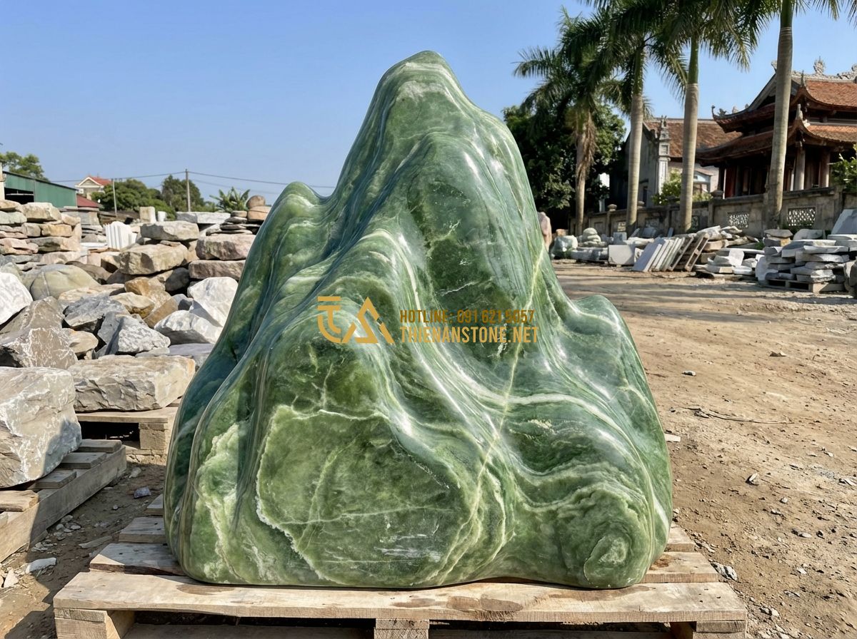 Hòn Non Bộ Thác Nước Đẹp: Mẫu Thi Công Và Ý Nghĩa Phong Thủy - Hình 7 Hòn Non Bộ Thác Nước Đẹp: Mẫu Thi Công Và Ý Nghĩa Phong Thủy - Tạo ảnh tiếng Anh: Selection of various high-quality natural stones for waterfal