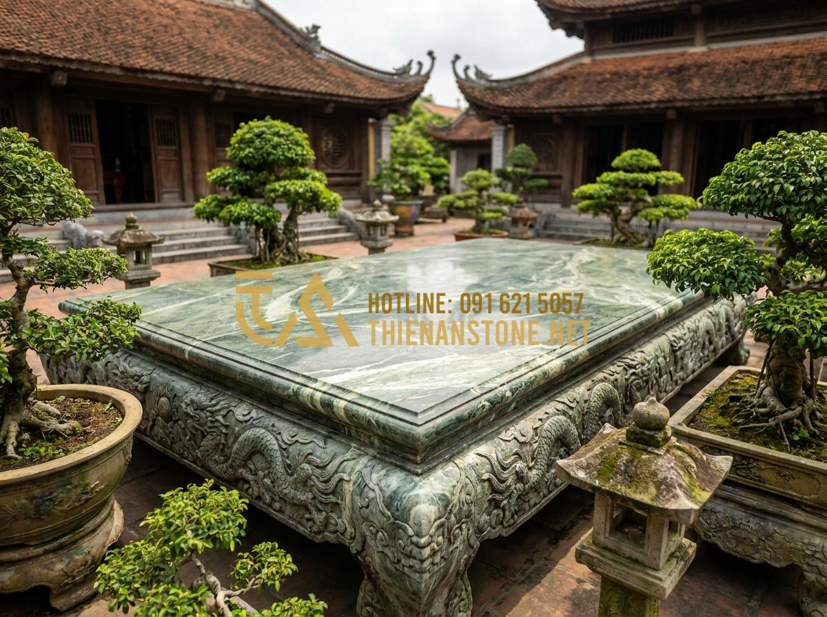 Kích Thước Chiếu Rồng Đá Chuẩn Thước Lỗ Ban Mang Lại Tài Lộc Cho Gia Tộc - Wide angle view of a large carved stone dragon platform in a traditional Vietnam