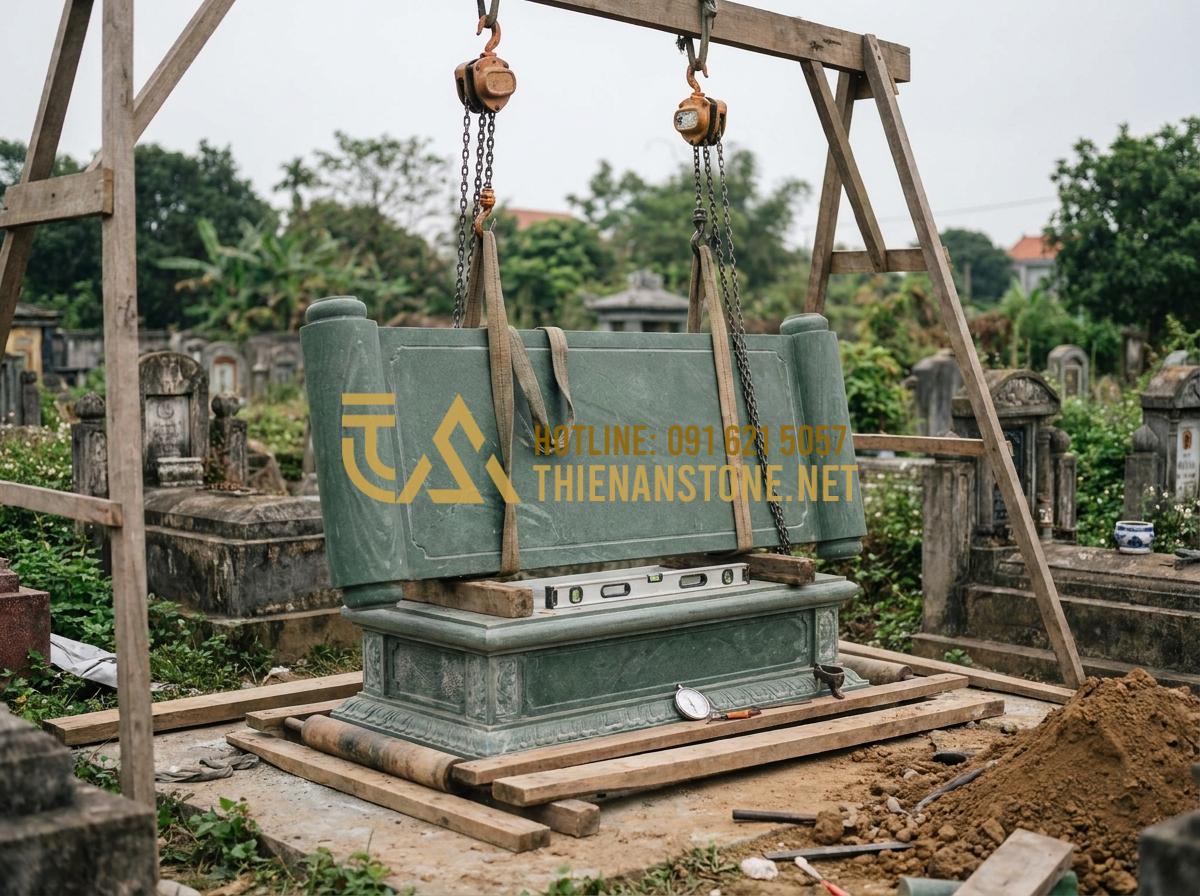 Kích Thước Cuốn Thư Đá Chuẩn Thước Lỗ Ban Mang Lại Tài Lộc Cho Gia Tộc - Professional installation process of a large Lu Ban sized stone scroll at a tomb