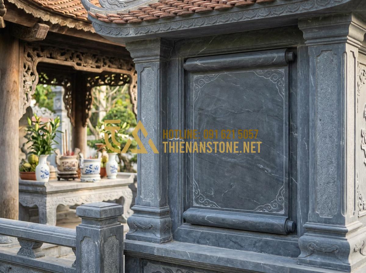 Kích Thước Cuốn Thư Đá Chuẩn Thước Lỗ Ban Mang Lại Tài Lộc Cho Gia Tộc - Final inspection of a newly installed stone scroll tablet in a completed ancestr
