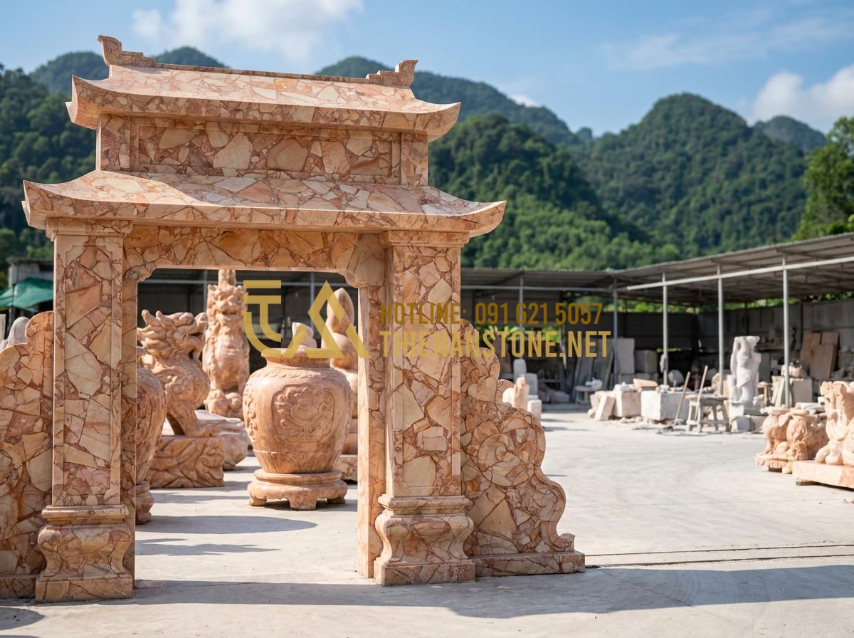 Lu nước tiểu cảnh sân vườn: 99+ Mẫu trang trí đẳng cấp và xu hướng 2026 - Hình 7 Lu nước tiểu cảnh sân vườn: 99+ Mẫu trang trí đẳng cấp và xu hướng 2026 - Tạo ảnh tiếng Anh: The entrance of Thien An Stone workshop in Phu Tho, Vietnam.