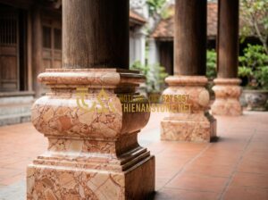 Nên chọn chân tảng đá bồng hay chân tảng đá bẹt cho công trình của bạn? - Tạo ảnh tiếng Anh: A high-quality professional photograph showing the foundation