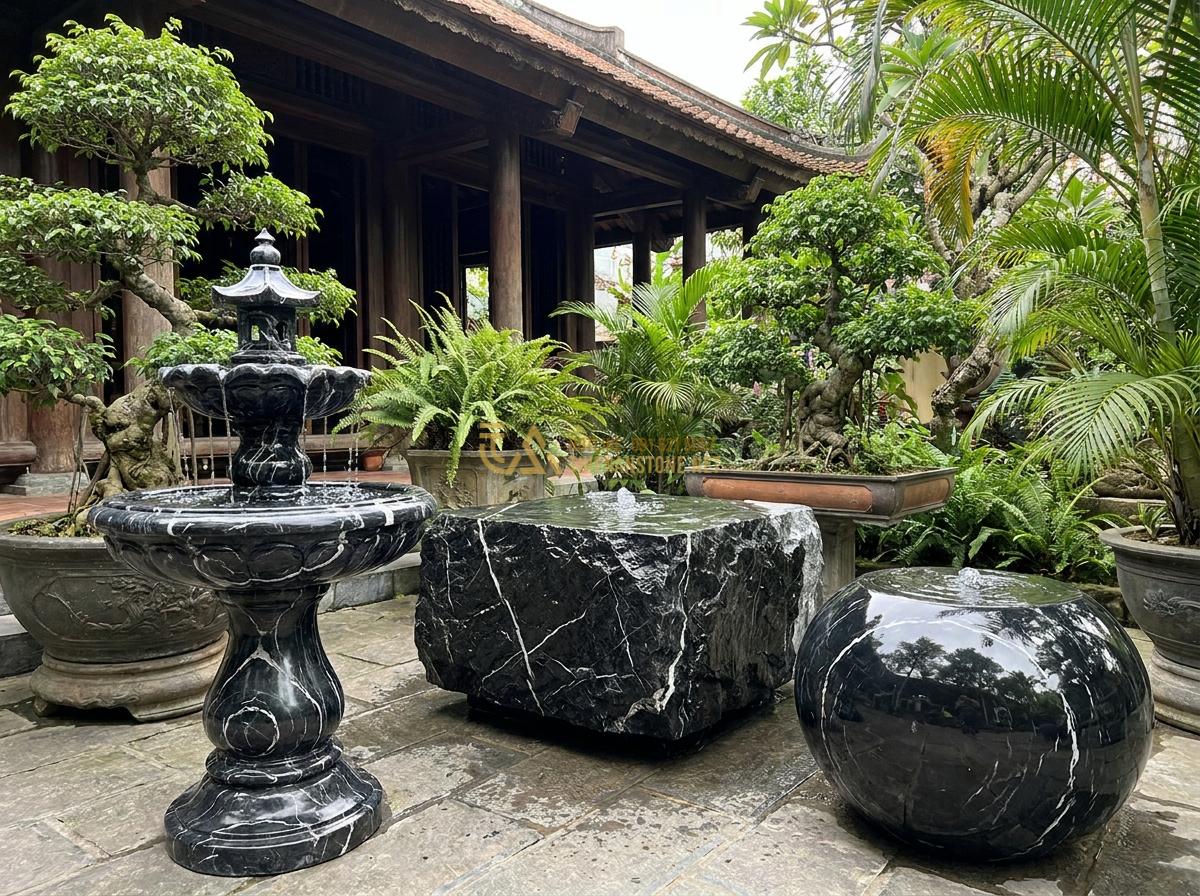 So Sánh Đài Phun Nước Đá Cẩm Thạch - Đá Nguyên Khối - Đá Mài: Loại Nào Tốt Nhất 2026? - Hình 9 So Sánh Đài Phun Nước Đá Cẩm Thạch - Đá Nguyên Khối - Đá Mài: Loại Nào Tốt Nhất 2026? - Artistic comparison of aesthetic beauty between marble fountain with elegant vei