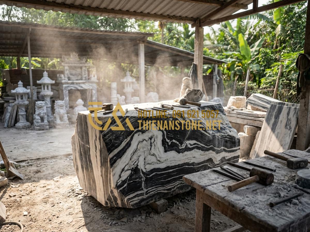 Top 50+ Mẫu Chiếu Rồng Đá Đẹp Nhất 2026 Cho Nhà Thờ Họ Và Đình Chùa - Hình 4 Top 50+ Mẫu Chiếu Rồng Đá Đẹp Nhất 2026 Cho Nhà Thờ Họ Và Đình Chùa - Tạo ảnh tiếng Anh: Professional stone carvers at Thien An Stone workshop working